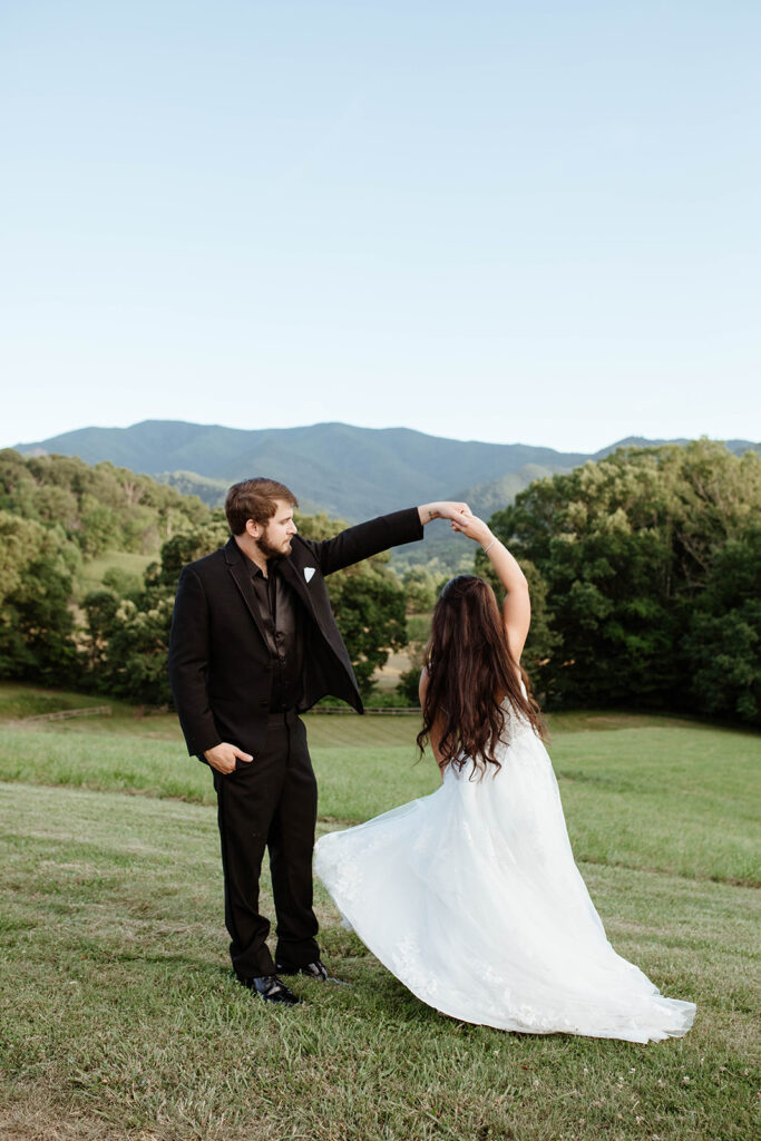 Sunset photos of couple in the mountains at a North Carolina Wedding